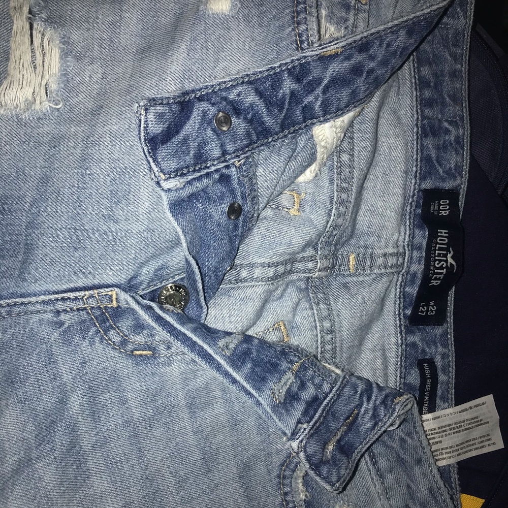 Hollister High waisted distressed boyfriend jeans